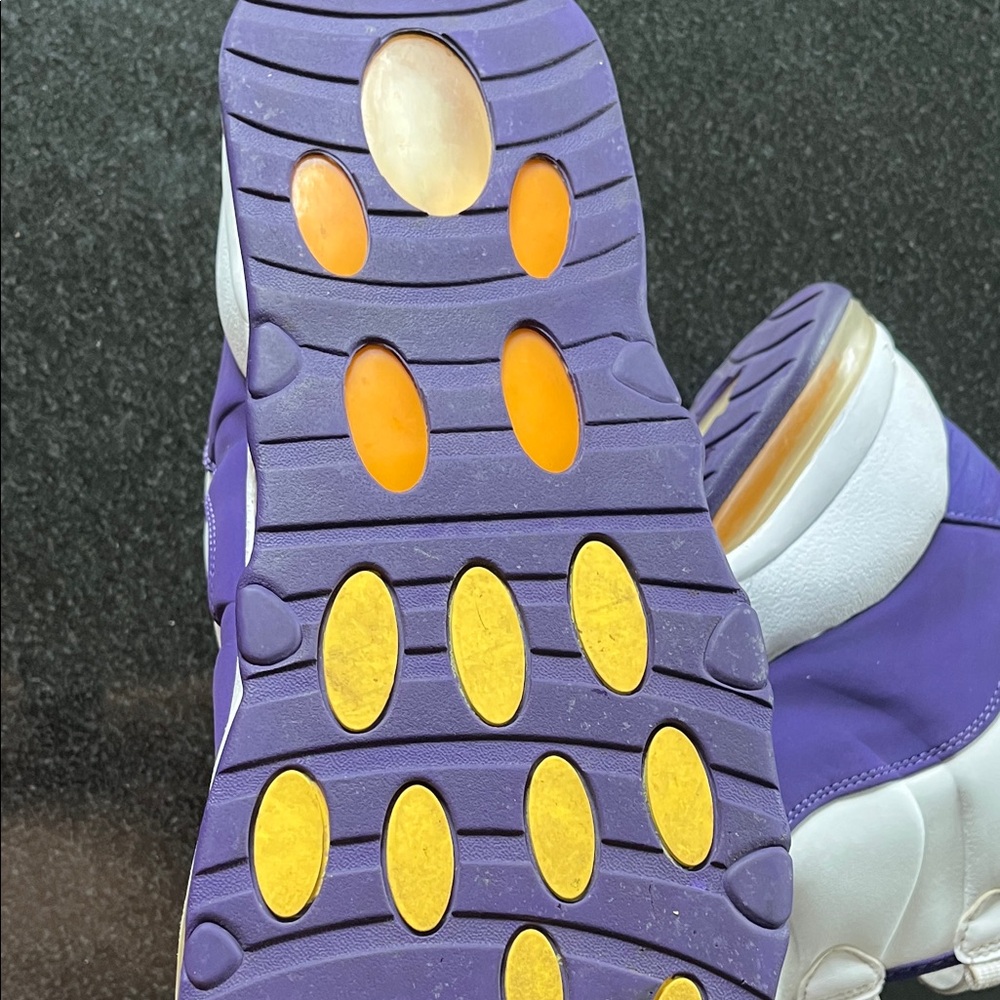 Nike Purple and White Sneakers Air Max Uptempo ‘95 Lakers Derek Fisher - Picture 13 of 13